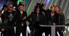 The GNR guys being inducted at the Hall of Fame, Green Day to the left.
