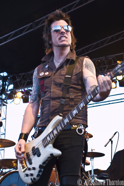 Skid Row's Rachel Bolan talks about recording new EP, touring and ...