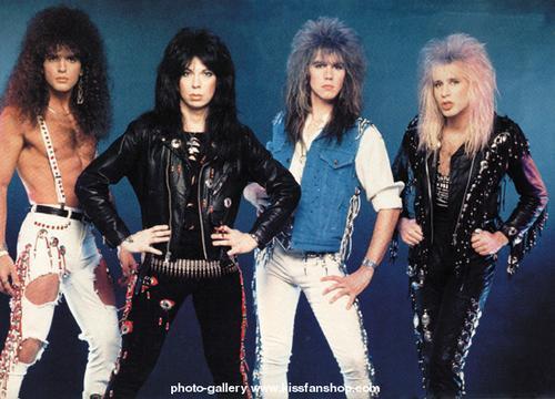 Mark Slaughter Talks In Depth About Vinnie Vincent, Early Slaughter ...